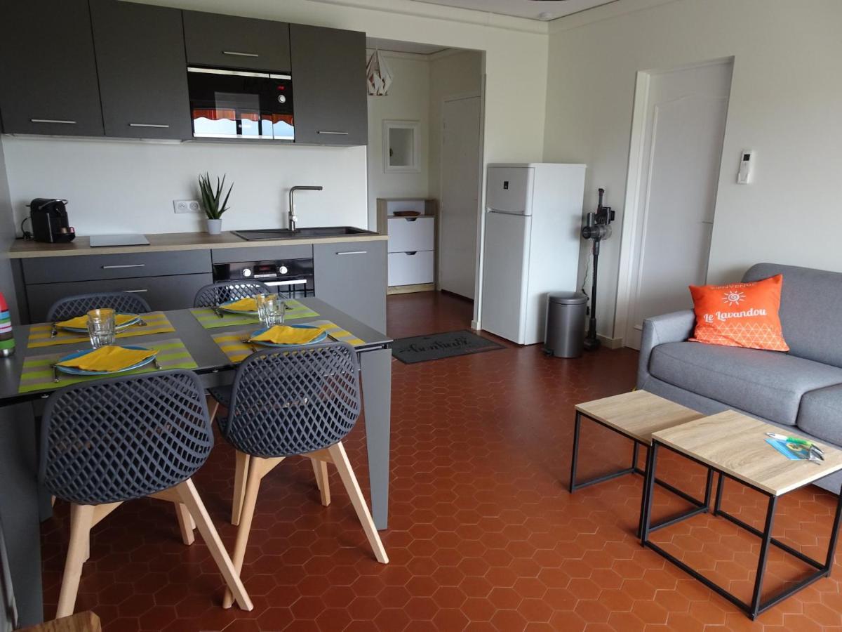 T3 150 m de la plage, climatisation, piscine et parking privatif - Le Lavandou Extérieur photo