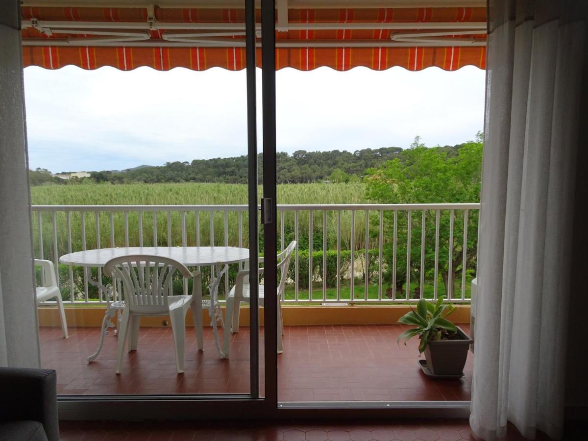 T3 150 m de la plage, climatisation, piscine et parking privatif - Le Lavandou Extérieur photo