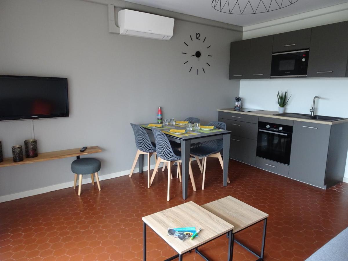 T3 150 m de la plage, climatisation, piscine et parking privatif - Le Lavandou Extérieur photo
